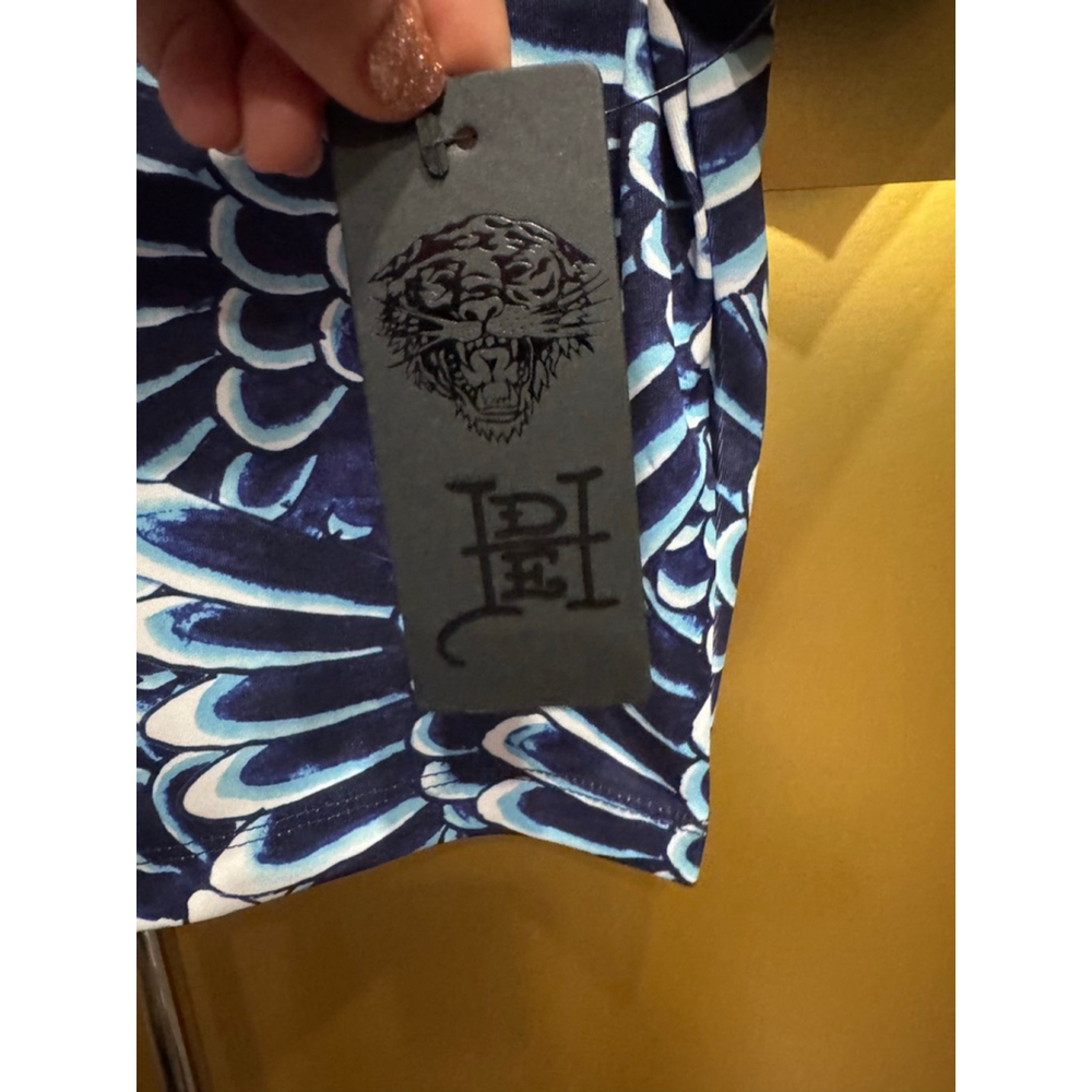 Women's Ed Hardy Blue & White Feather Print Crop Top S Small NWT - Picture 2 of 4